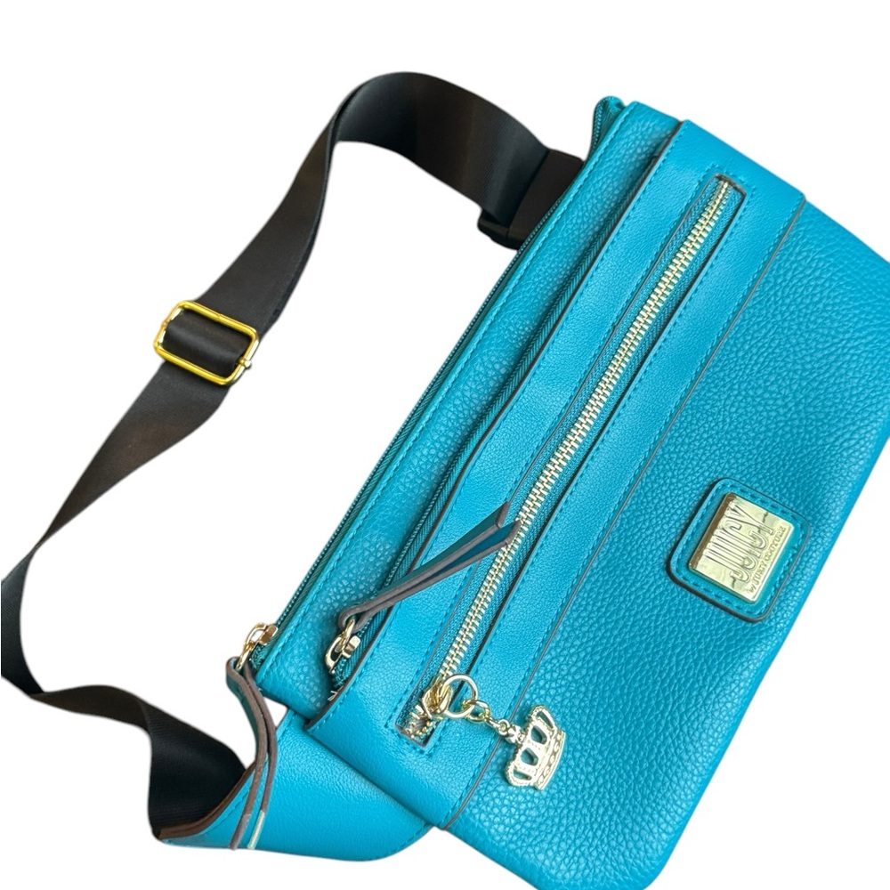 Juicy Couture Blue Pebbled Leather Fanny Pack purse bag Adjustable NEW